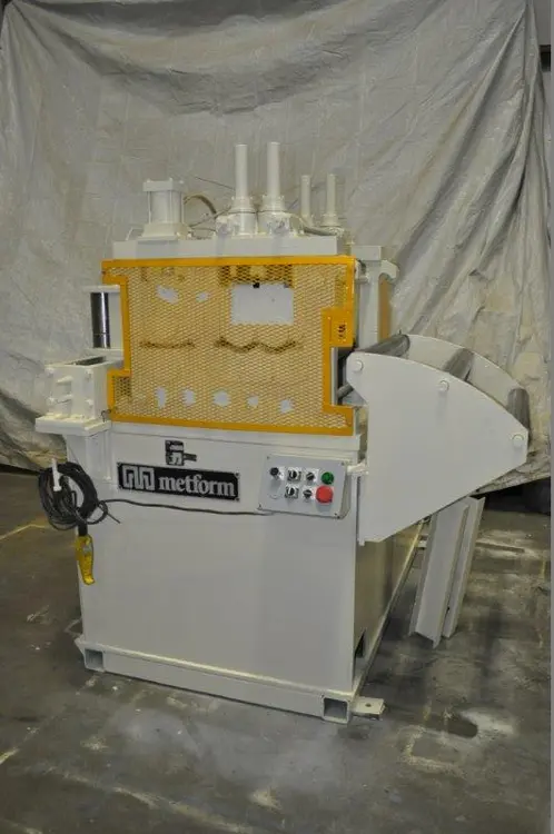 Used 1988 METFORM _UNKNOWN_ Flat & Shape Straighteners | D & D Industries #438410