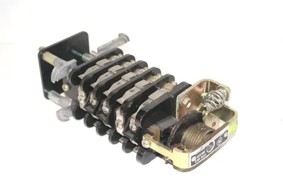 NEW GENERAL ELECTRIC 16SB9ED7A23SSU4Y CAM SWITCH