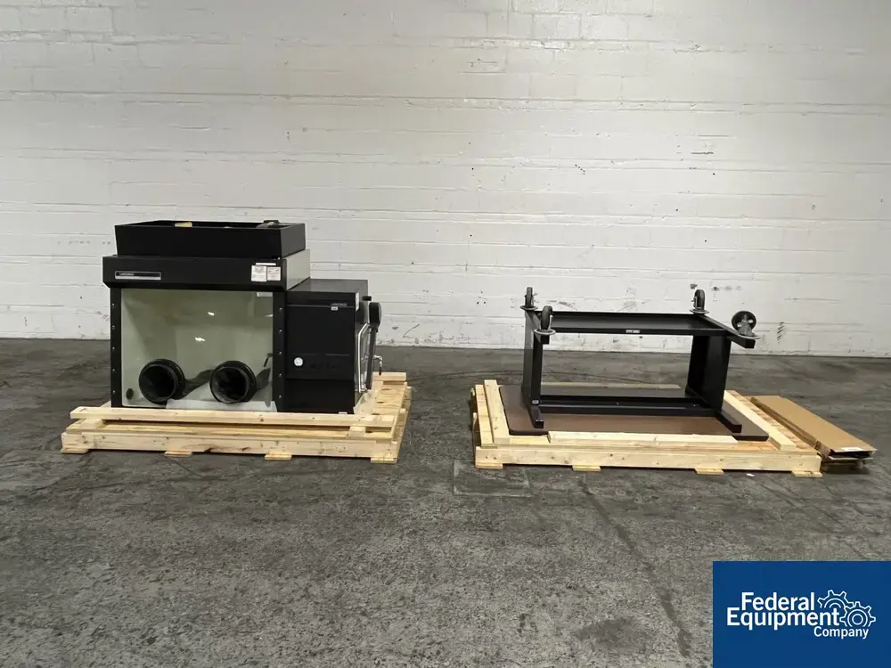 USED Labconco Multi Hazard Single Glove Box