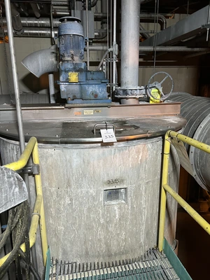 _UNKNOWN_ _UNKNOWN_ Tank S/S - 1000 to 1999 Gal. (H=height, L=length) | Perry Equipment (1)