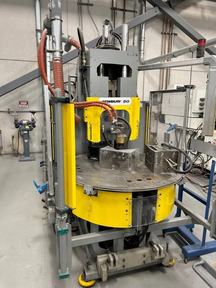 Van Dorn DEMAG 80 ton Vertical Rotary Table Injection Molding Machine