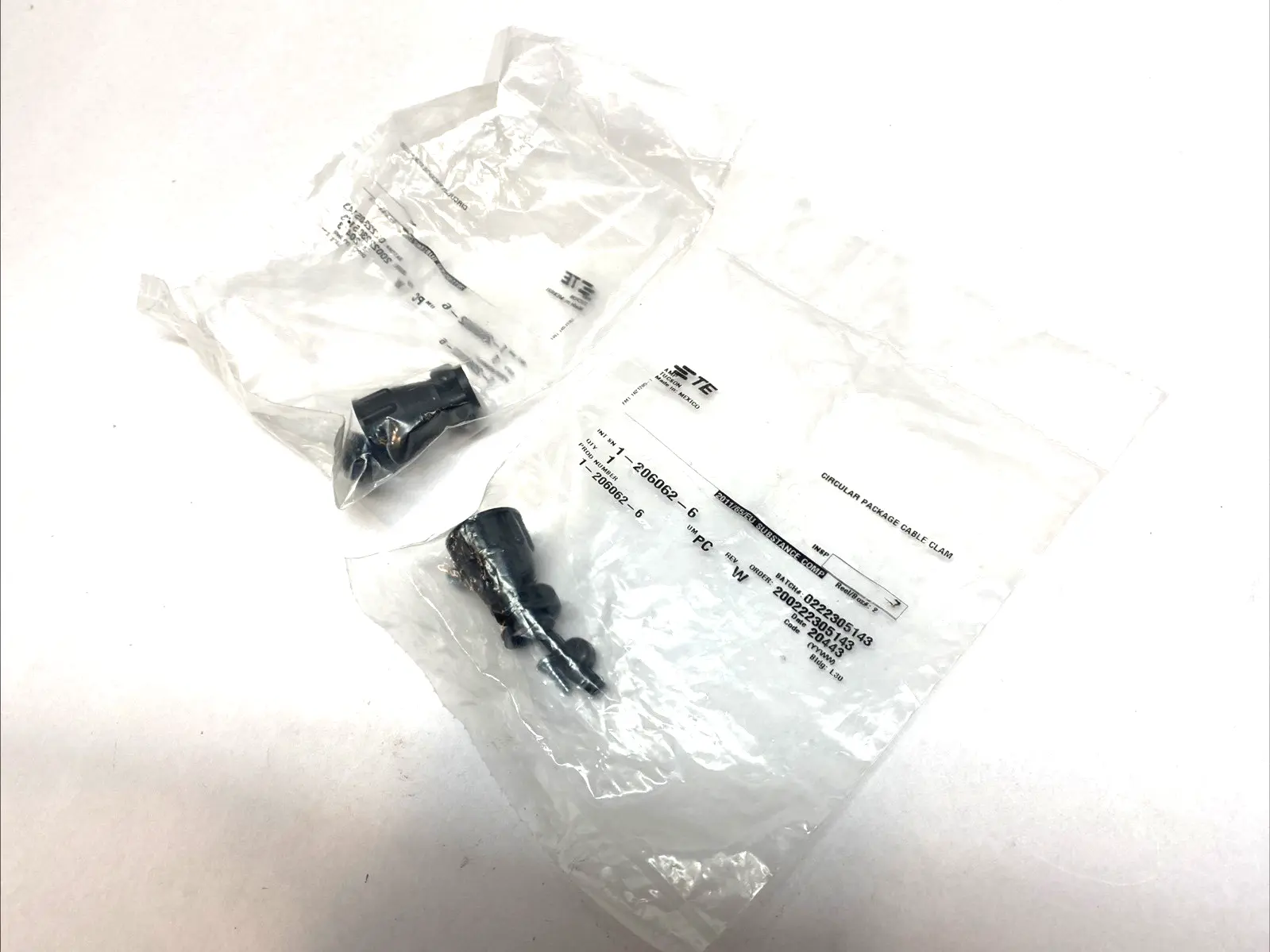 New | in-Stock TE Connectivity AMP CPC Cable Clamp Kit Size 11 Straight LOT OF 2 Connector Accessories Michigan US | Maverick Industrial Sales #1397909
