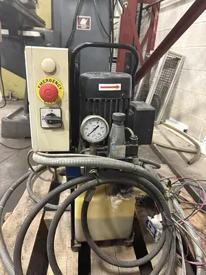 Used WILA HM-DUAL STANDARD HYDRAULIC POWER PACK Misc Industrial Equipment Ontario CA | Trader Machinery Inc #1254029