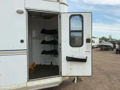 USED 2004 SUNDOWNER SUNLITE 727 TANDEM AXLE