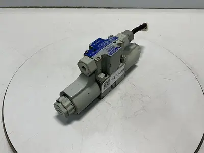 USED TOKIMEC VICKERS DG4VC-3-6C-M-PS1-H-7-52