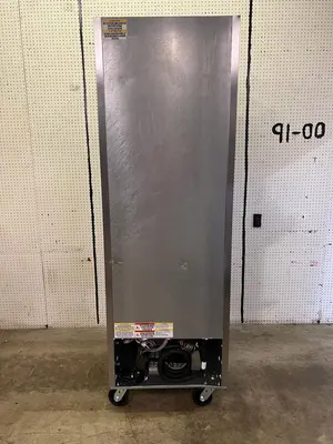 Used Beverage Air Used 27" Beverage-Air HBR23HC-1-HS Half Door Reach-In Refrigerator 115V - WO1 Refrigerators Illinois US | Falcon Restaurant Supply #1375257