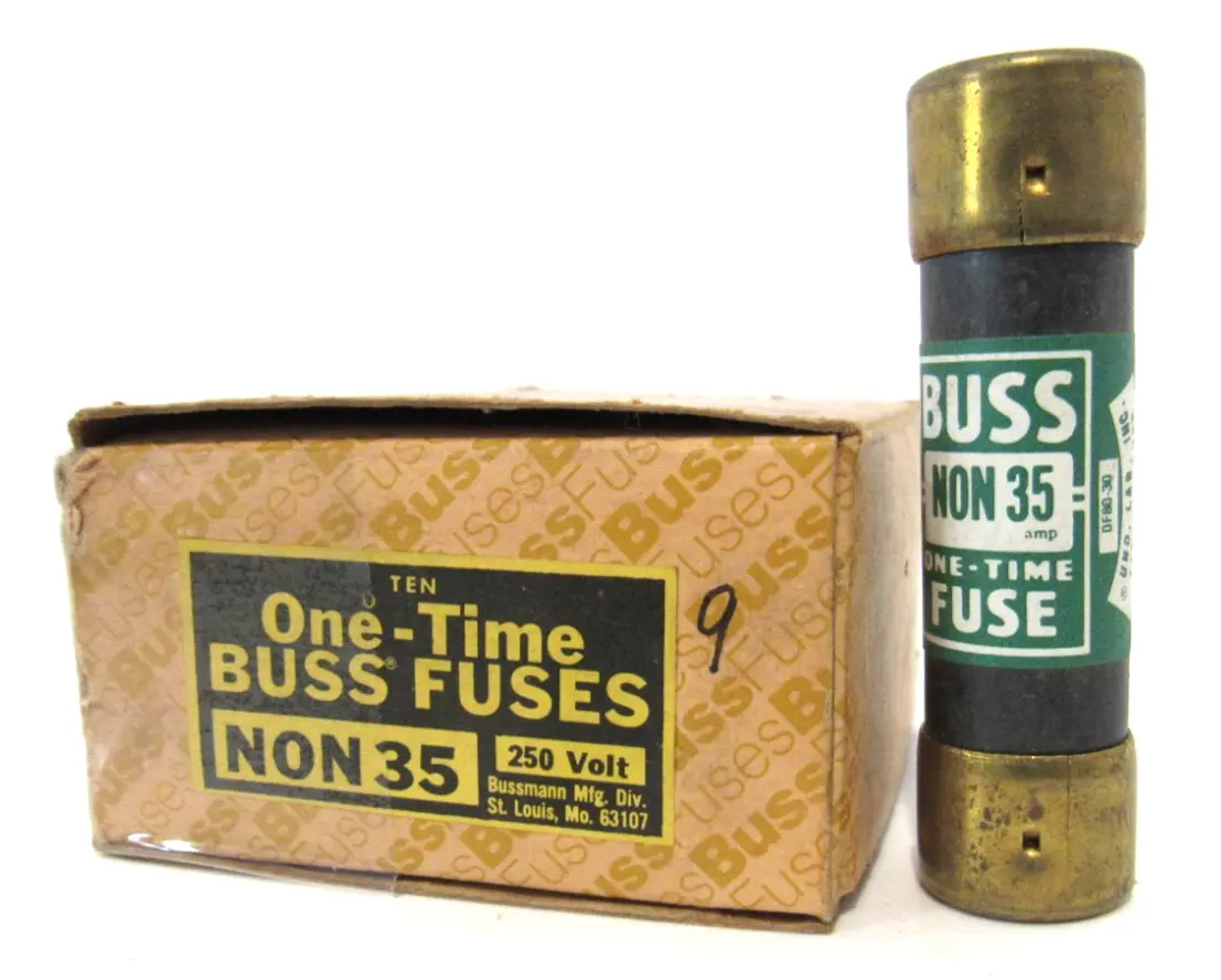 BOX OF 9 NEW BUSSMANN NON35 FUSES