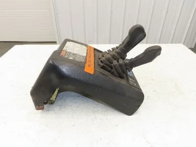 Hyster E60Z Forklift Sideshift 4 Lever Controls And Model Label