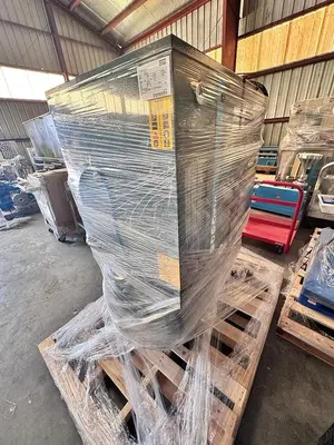 Used 2023 ATLAS COPCO SF4 FF Rotary Screw & Sliding Vane Air Compressors California US | Machinery & Equipment #1513367