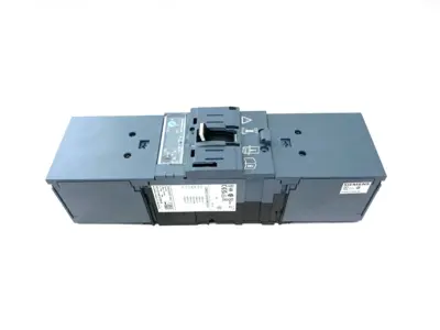 USED SIEMENS MOLDED CASE CIRCUIT BREAKER 3-POLE