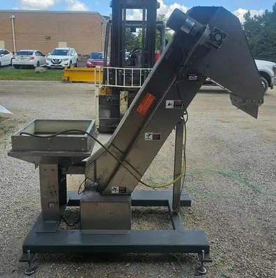 USED 2012 SERVICE ENGINEERING CO. FEED CONVEYOR