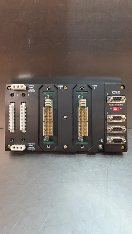 Used Schneider Electric RH924YF PLC Chassis South Carolina US | Palmetto Automation #1158229
