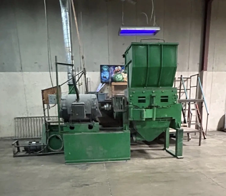 Used 1900 CUMBERLAND 43 Granulators CA | Revelation Machinery #1369361