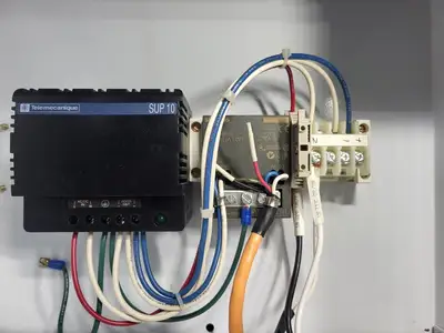 USED SQUARE D MODEL 6
