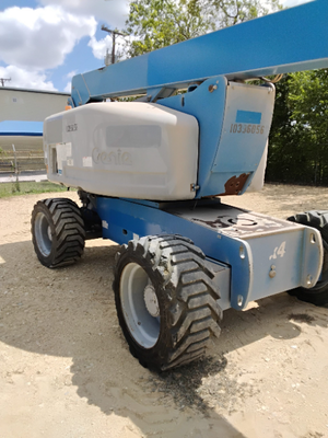 USED 2015 Genie Z-80/60