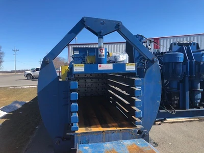 USED 2011 INTERNATIONAL MODEL: AT4343-10-T100