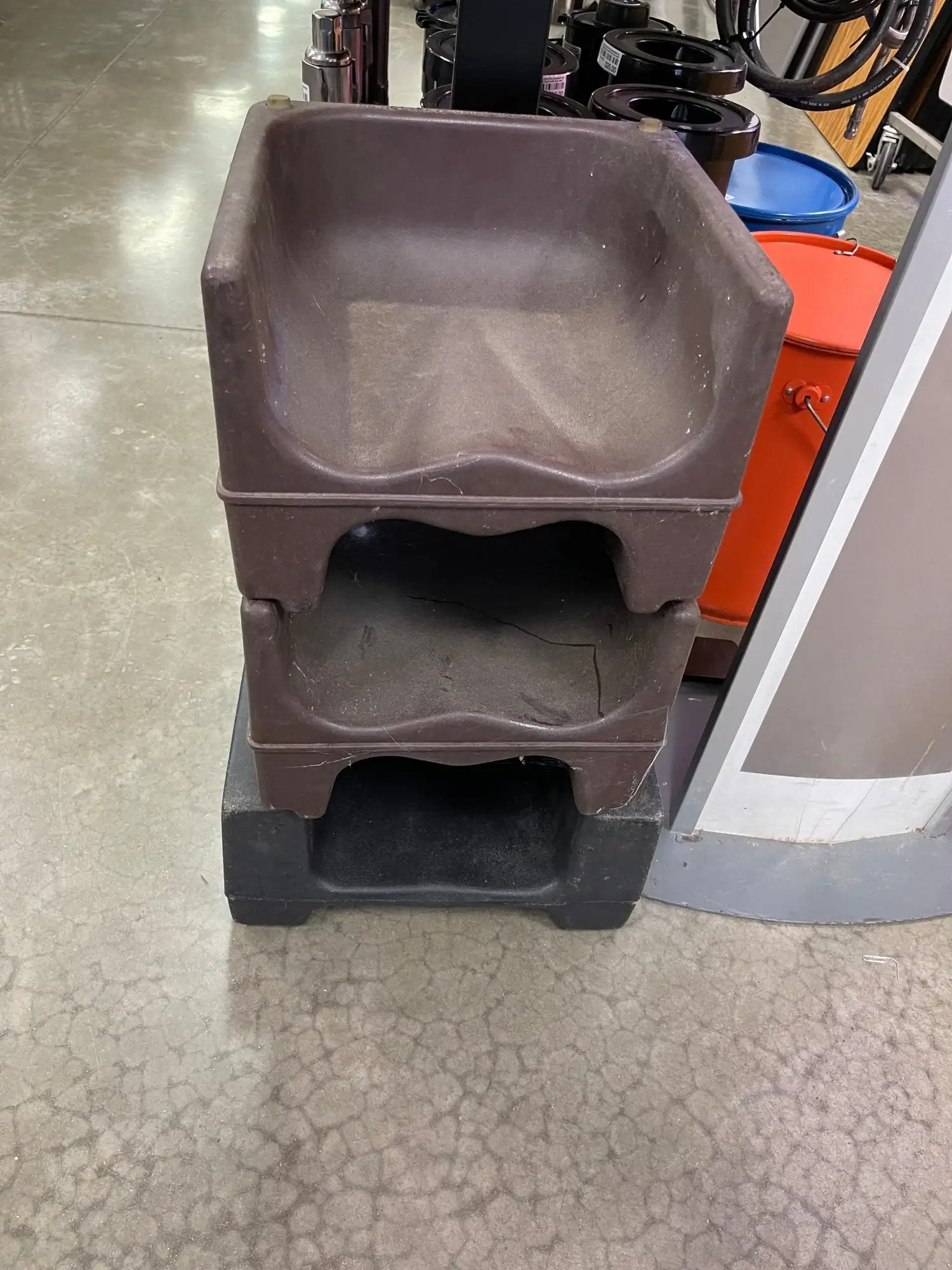 Used Falcon Restaurant Supply Used Kids Plastic Booster Seat Restaurant Front of House Furnishings Illinois US | Falcon Restaurant Supply #1376194