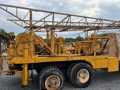 Used FAILING HOLEMASTER DRILL RIG Drill Rigs Pennsylvania US | East West Machinery & Drilling #1417215