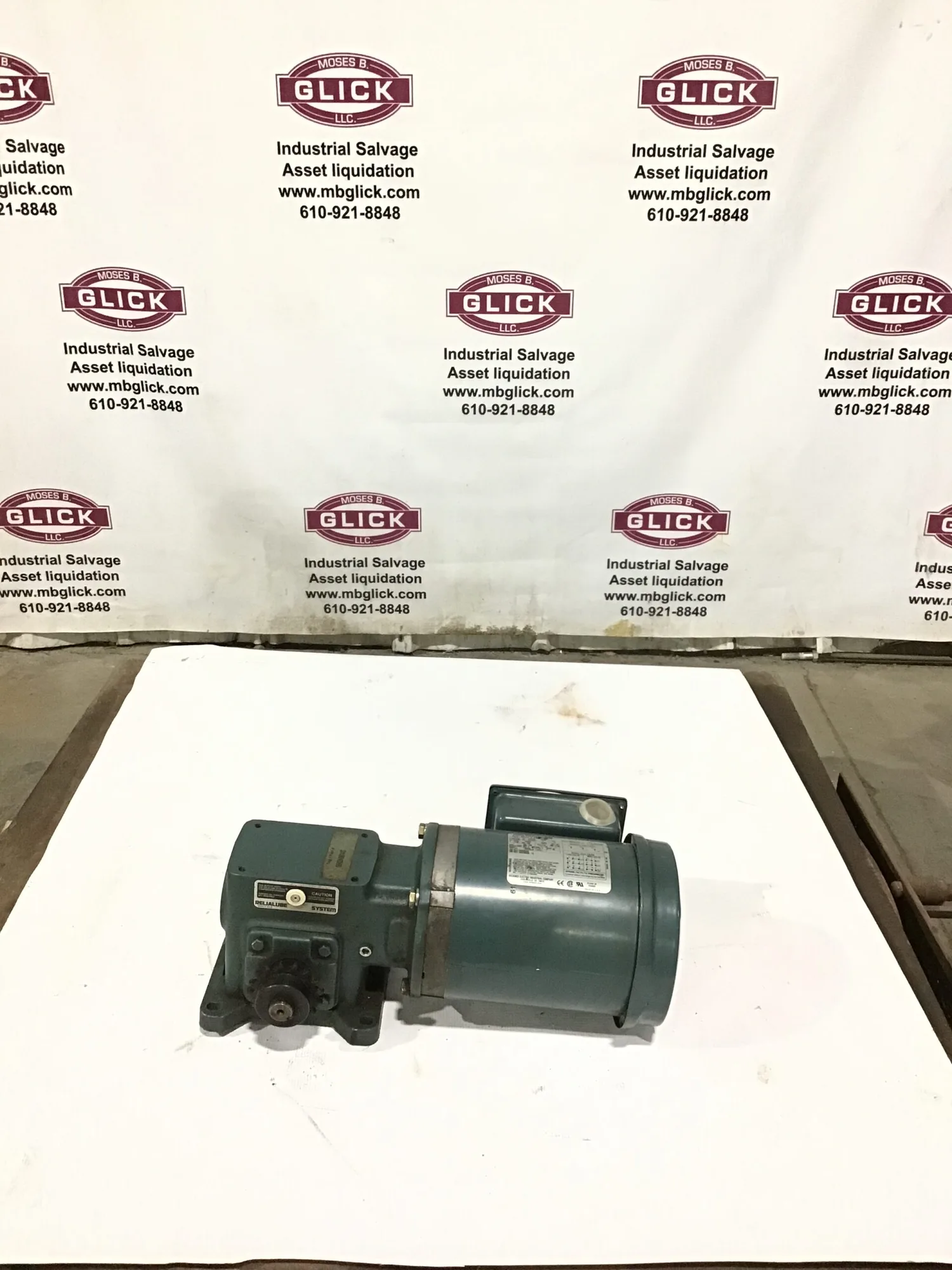 Reliance Electric P14H1448G Three Phase AC Motor with Dodge Tigear Speed Reducer