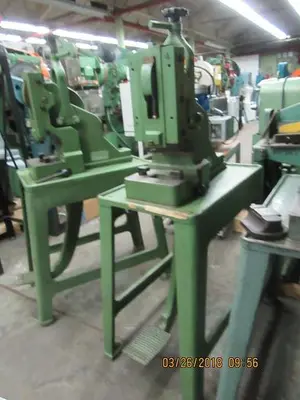 2591-510 Ruesch TYPE 7-Ton Heavy Duty Foot Press, Model # 7