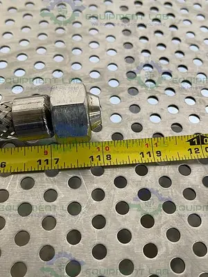 USED 118" STAINLESS STEEL BRAIDED HOSE W/ 1/2" NPT FITTINGS
