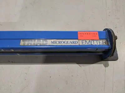 MG-36-AB-AU | TRIAD  Microguard Light Curtain Emitter - Used