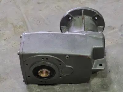 266 lb-in Gear Reducer SK3282AZSH-VL-180TC2