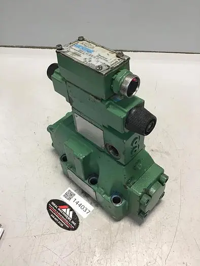 Used VICKERS DG5S833CMWB20S355 Valves/Fittings Michigan US | Ideal Machinery #694779