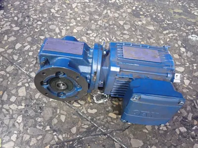 USED SEW EURODRIVE SF37 DRN71M4