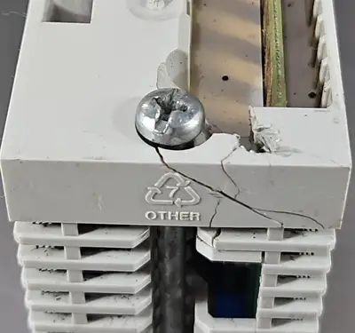USED Schneider 140ACI03000