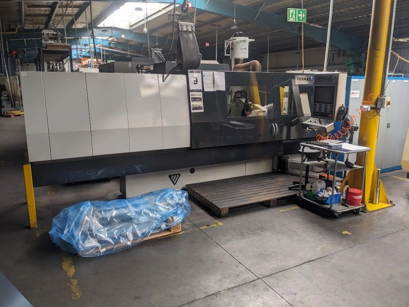 FERMAT CNC Universal Cylindrical Grinder, in top condition, visible under power