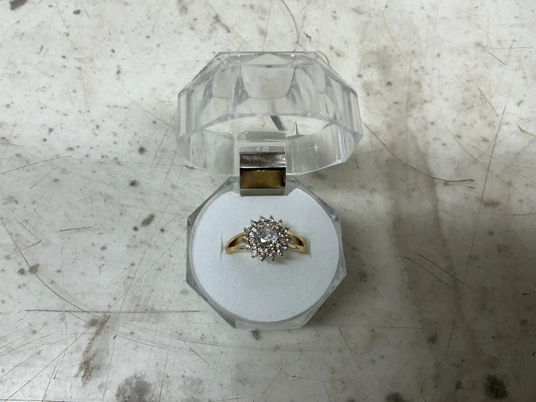 Used _UNKNOWN_ _UNKNOWN_ Jewelry & Gemstones Michigan US | Miedema Asset Management Group #1320087