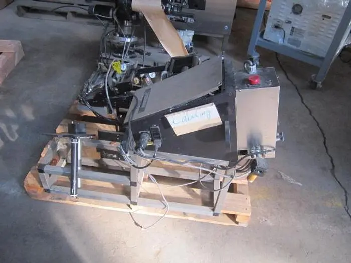 Used VERSAPPLY 9100R-70 Lab Label Printers and Supplies California US | Machinery & Equipment 4 #139196