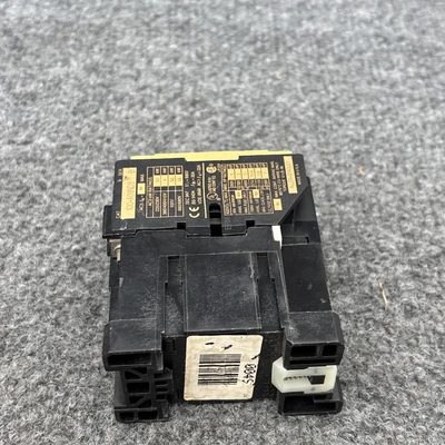 Used Allen-Bradley 100-A09N03 PLC Contactors California US | Davliegogo LLC #1708436