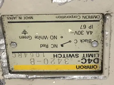 USED OMRON D4C-3420-B