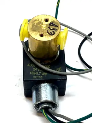 Used Parker 2-Way NC Brass Solenoid Valve 1/4" NPT 24VDC Solenoid Valves Michigan US | Maverick Industrial Sales #1401354