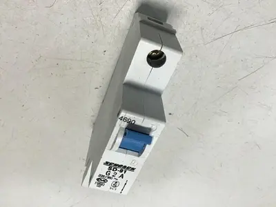 USED SCHRACK SD-91G 2A