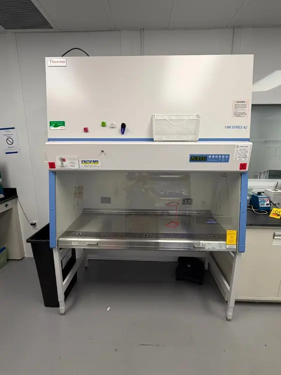 Used _UNKNOWN_ _UNKNOWN_ Biological Safety Cabinets Rhode Island US | Federal Equipment Company #1347630