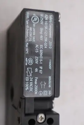 AZM 161SK-12/12RK-024 Schmersal Interlock Switch 24V - STOCK GF175A