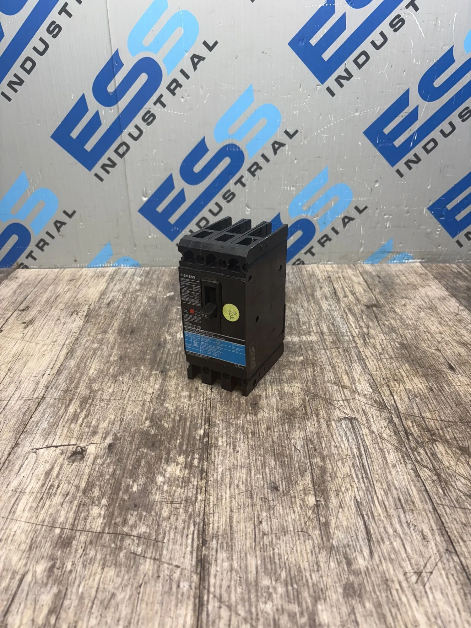 Used Siemens ED43B050 Circuit Breakers South Carolina US | ESS Industrial Equipment Sales #1496995