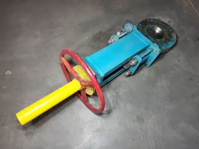 USED ENDURANCE VALVE FV-4-300-150RF-PS-CS/V/M-304-HW-X