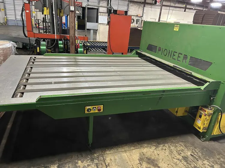 Used 80" PIONEER FLATBED DIE CUTTER _UNKNOWN_ Die Cutters Tennessee US | Paper Converting Equipment #801289