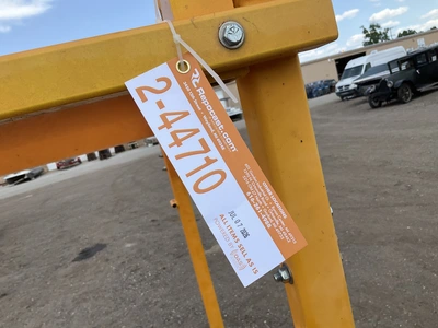 Solar Tech Silent Sentinel Arrow Board - will not power on/charge, manual winch to raise/lower the b...