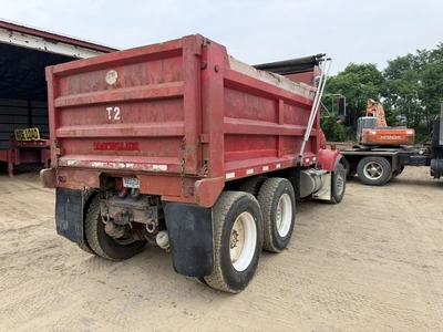 Used 1998 KENWORTH T800 B Dump trucks Michigan US | Miedema Asset Management Group #1372402