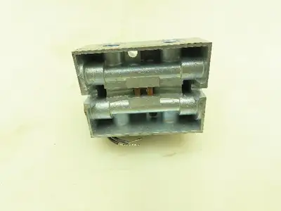 Honeywell Skinner MBD009 Solenoid Valve 4-Way Assembly NO 120VAC 150 PSI MBD005