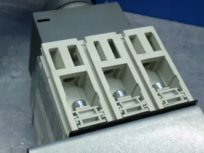 USED ABB TMAXT2H100
