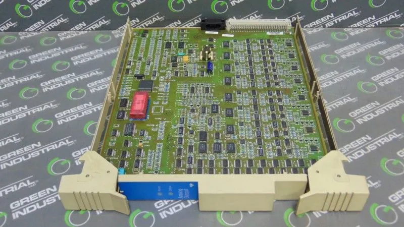 Honeywell 51304672-150 UCN Analog Output Card HDW: J FW: D Used
