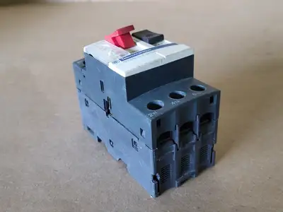 USED TELEMECANIQUE GV2ME14