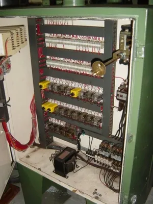 USED 1983 NEWBURY V4-30ARS