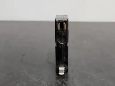 USED SQUARE D QO115